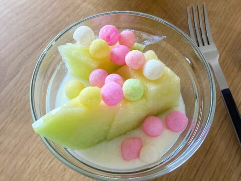 讃岐の「おいり」で♡ふわシュワメロンヨーグルト♪